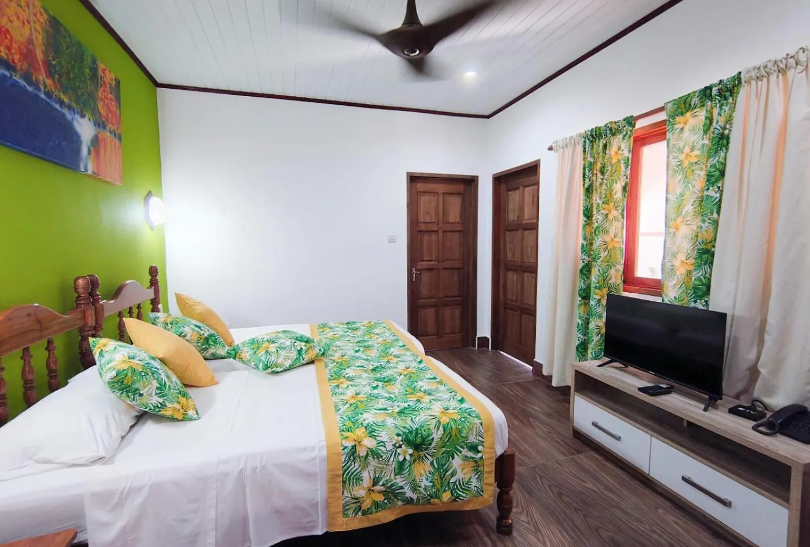 The Islander Hotel Grand Anse