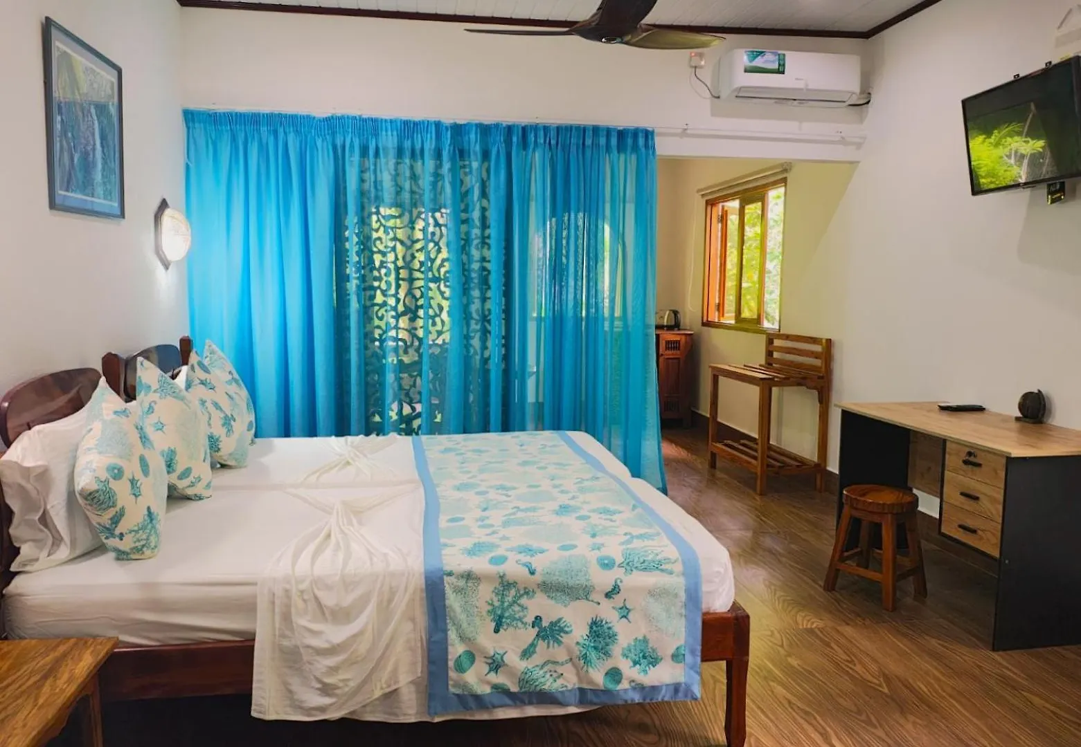 The Islander Hotel Grand Anse  Seychellerna